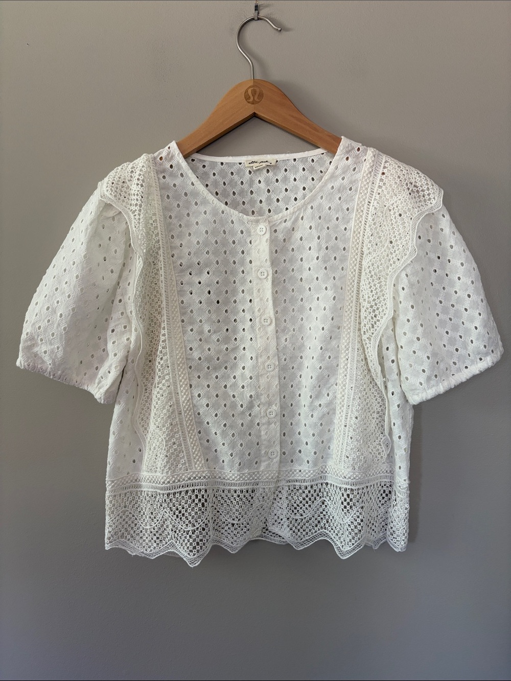 Crochet Lace Cotton Eyelet Boho Top Medium Cream Ivory  Cottagecore Coastal